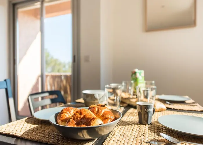 Hotel Le Spot -t2-clim Parking 900m Bandol